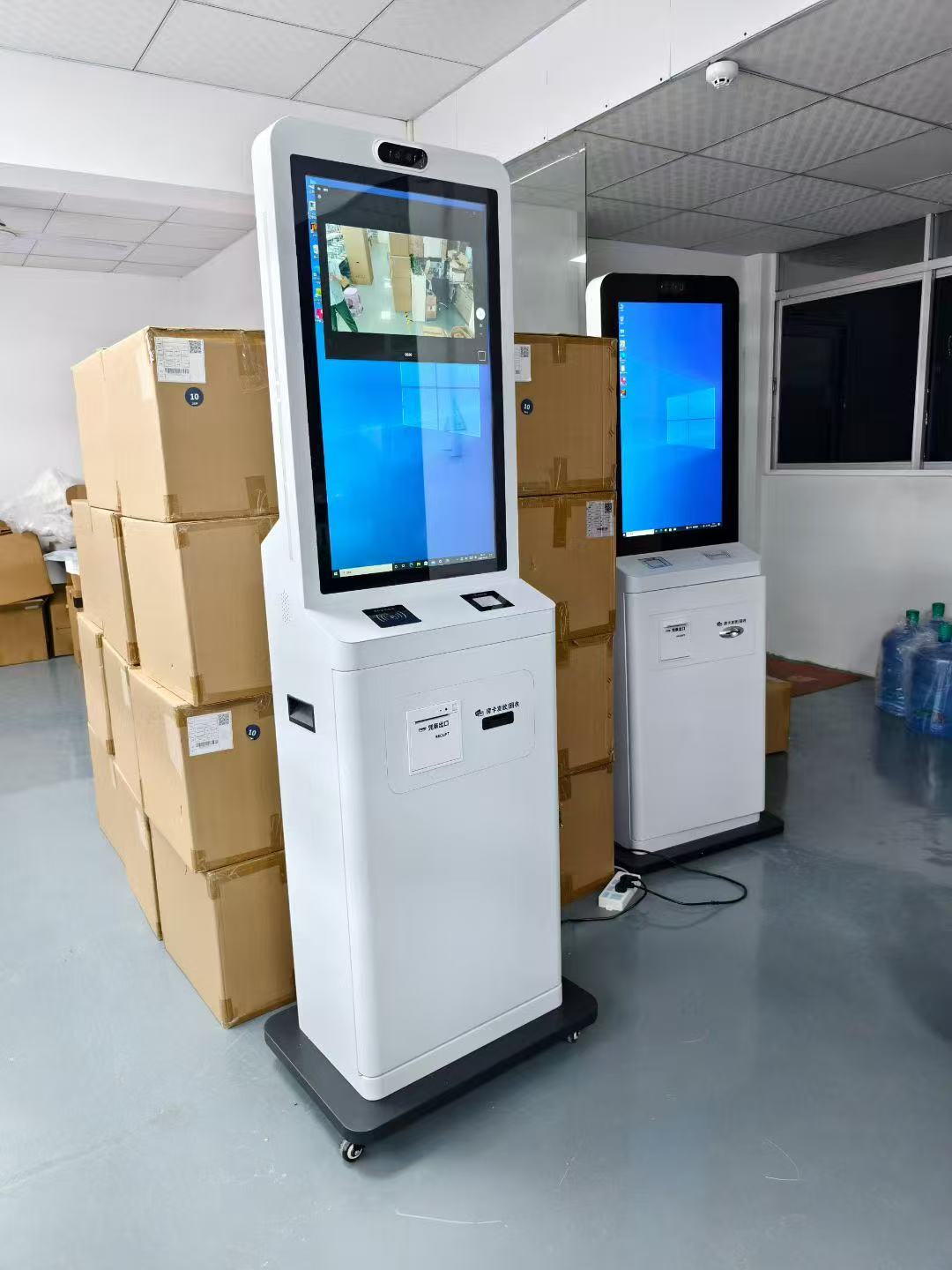 源头工厂直供｜智能自助机/取号机