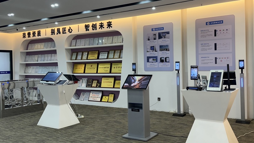 源头工厂落地｜智慧酒店刷脸通行方案